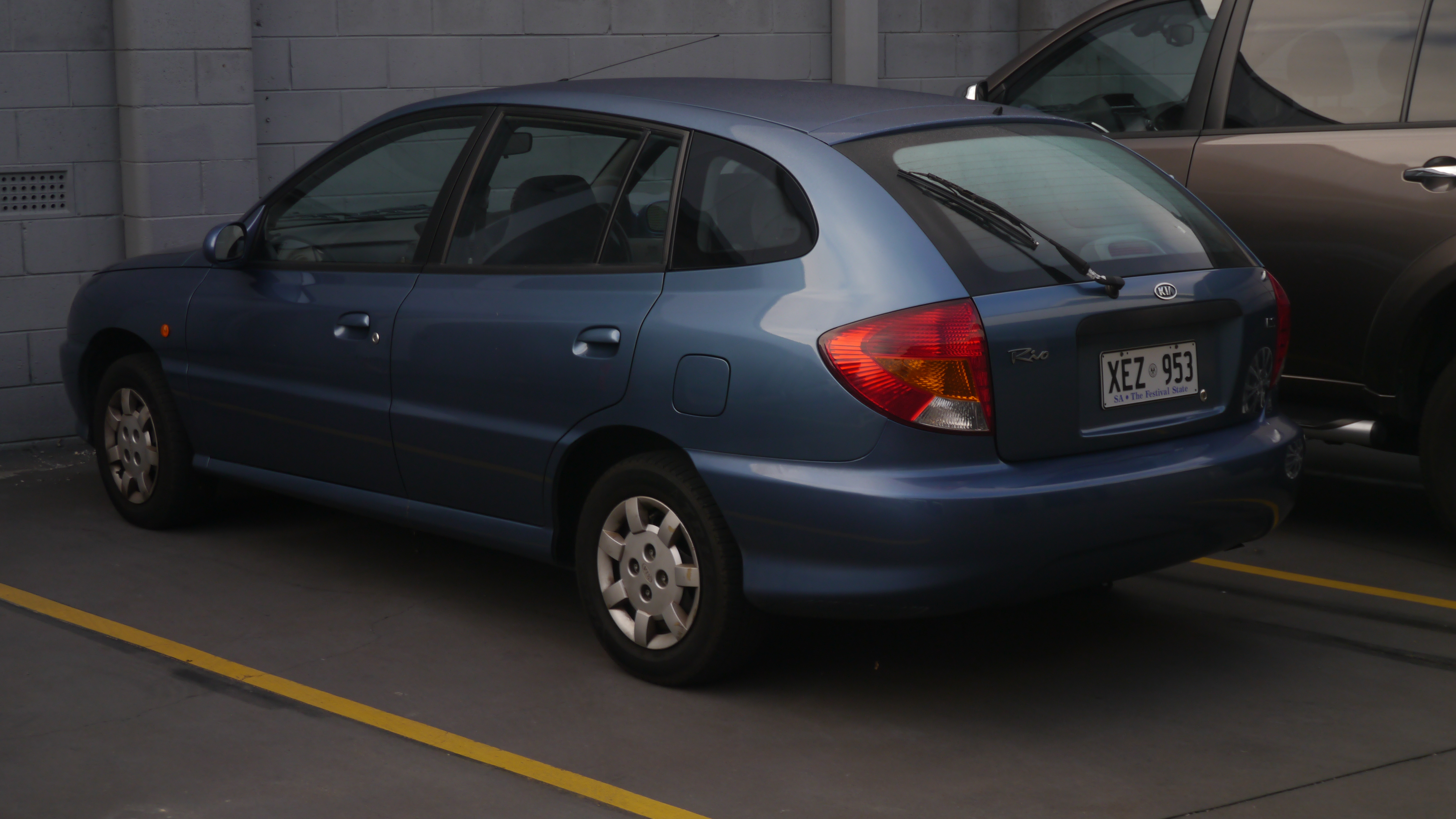 2003 Kia Rio